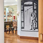 贝勒里弗斯酒店 5* 胡安莱潘