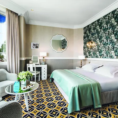 Hotel Belles Rives 5*