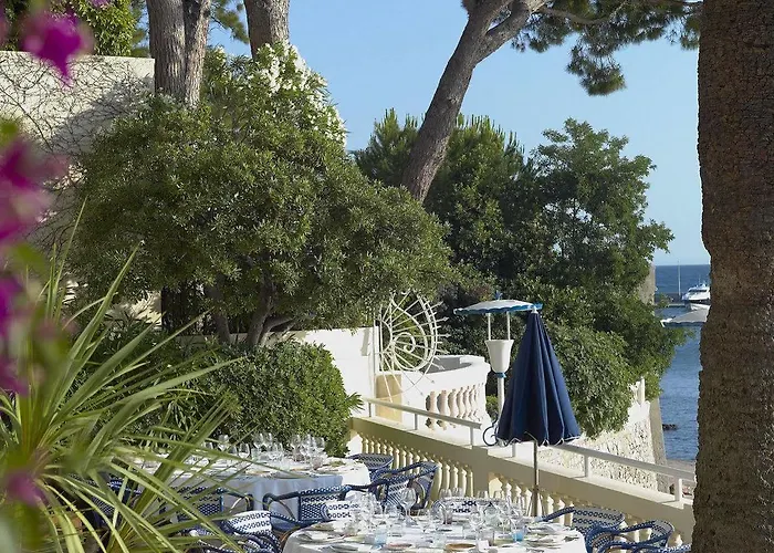 Belles Rives 5*